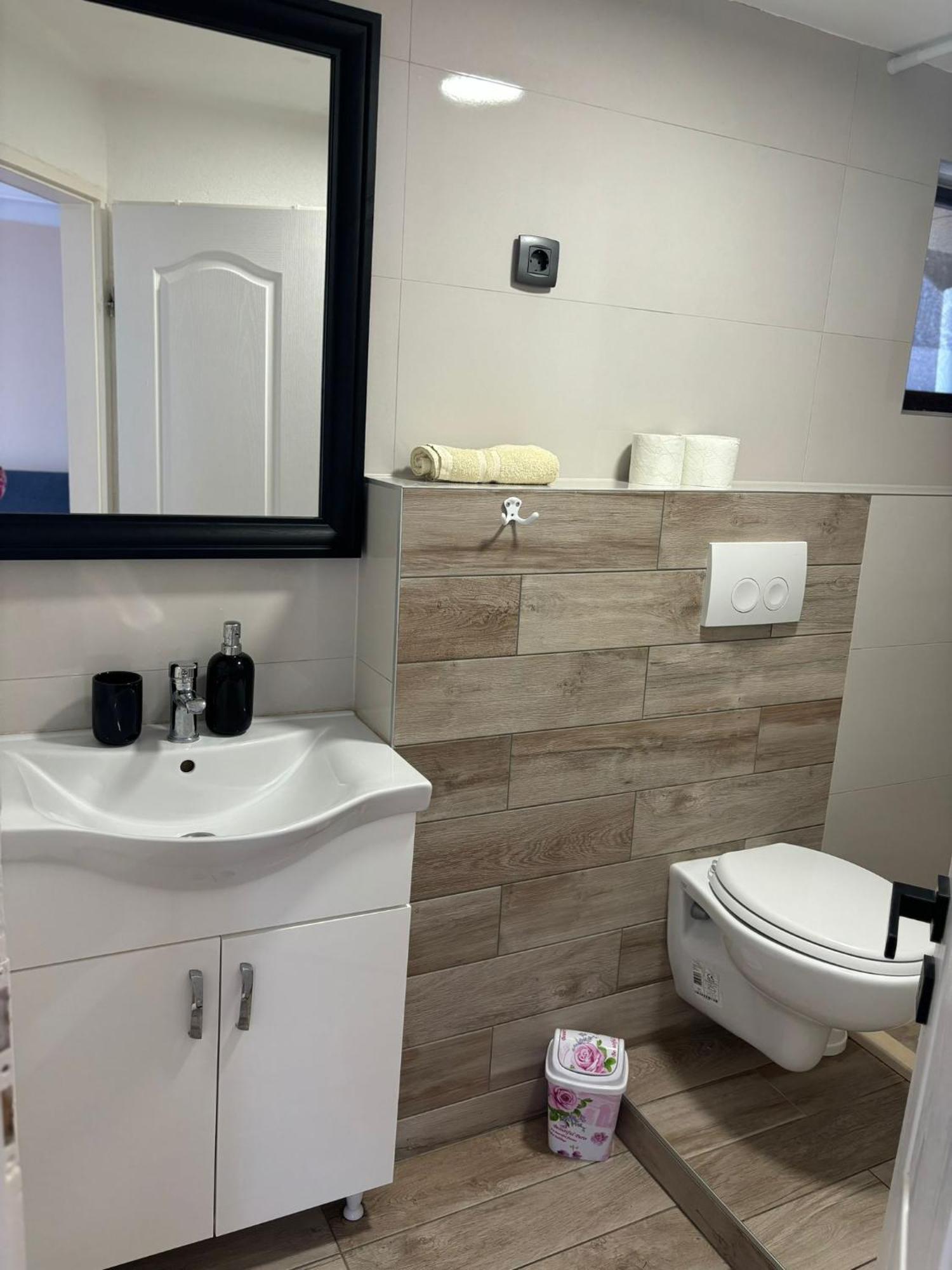 Apartmani Bosnjak Starigrad Paklenica Oda fotoğraf
