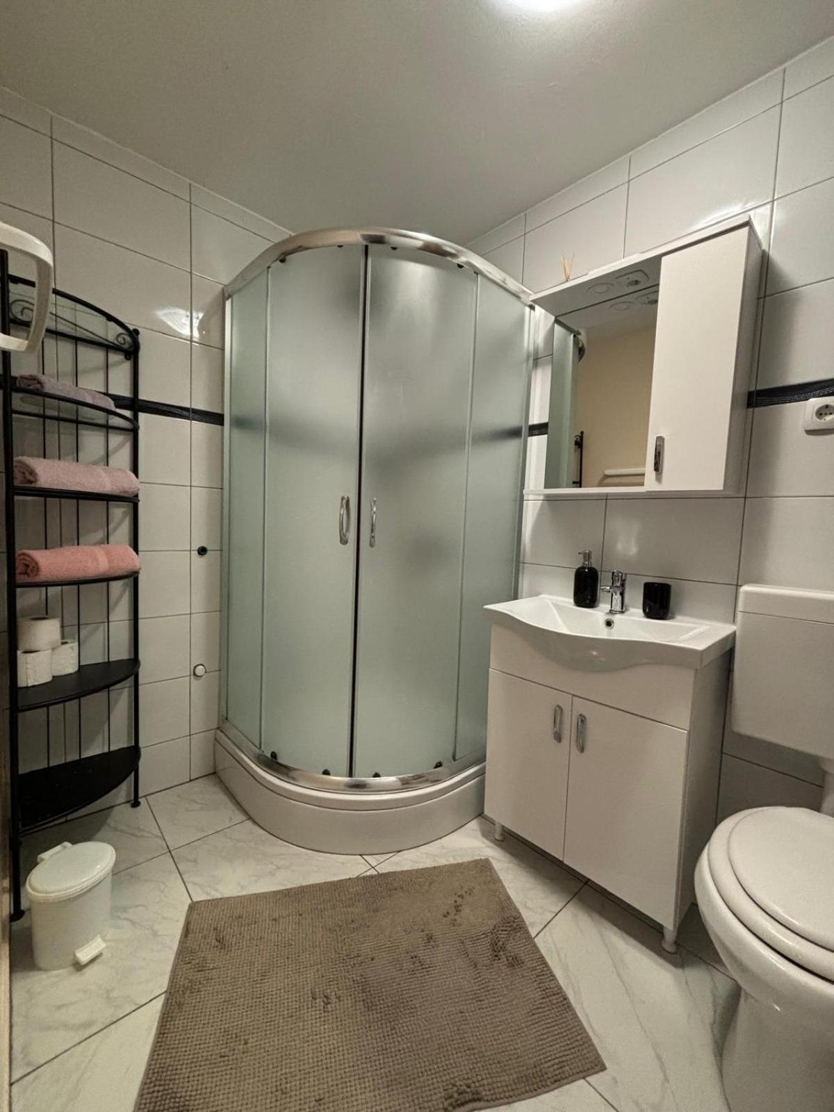 Apartmani Bosnjak Starigrad Paklenica Oda fotoğraf