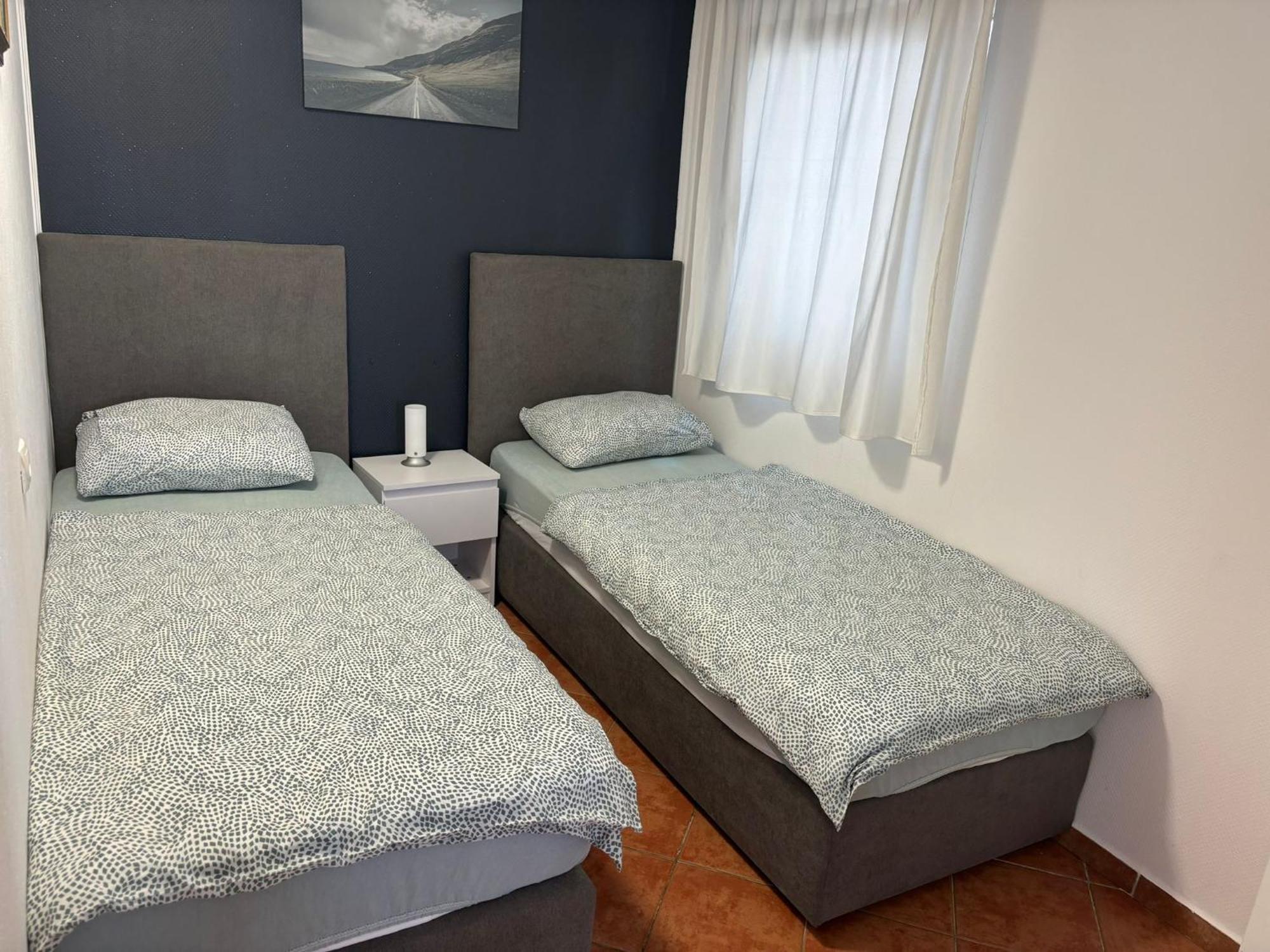 Apartmani Bosnjak Starigrad Paklenica Oda fotoğraf